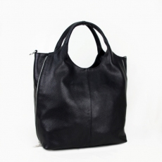 Жіноча  шкіряна сумка МІС 2742 чорна
